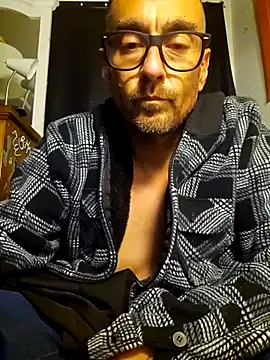 Snapshot of Pumpndeep chatting on April 27, 7:39 am Pumpndeep online show from April 27, 7:39 am