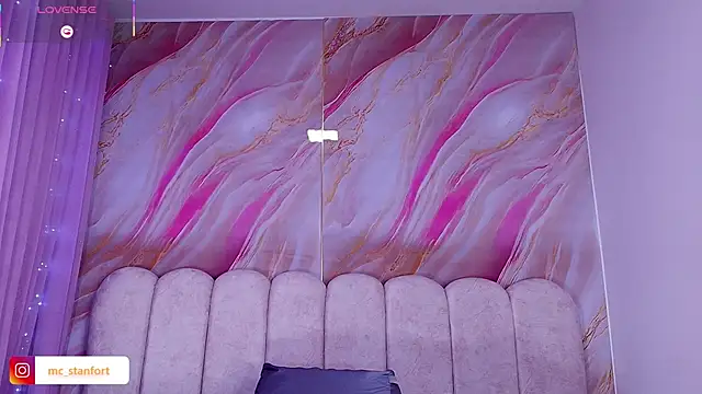 mia stanfort online show from February 15, 7:21 pm