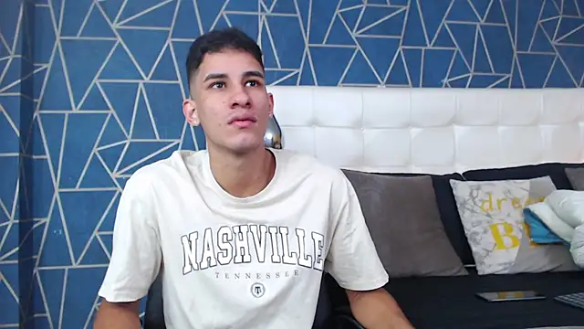 Snapshot of JakeMoxley chatting on January 24, 12:20 pm JakeMoxley online show from January 24, 12:20 pm