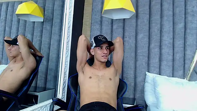 Snapshot of JakeMoxley chatting on January 26, 3:36 pm JakeMoxley online show from January 26, 3:36 pm