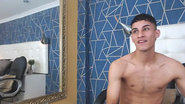 Snapshot of JakeMoxley chatting on February 14, 7:02 pm JakeMoxley online show from February 14, 7:02 pm