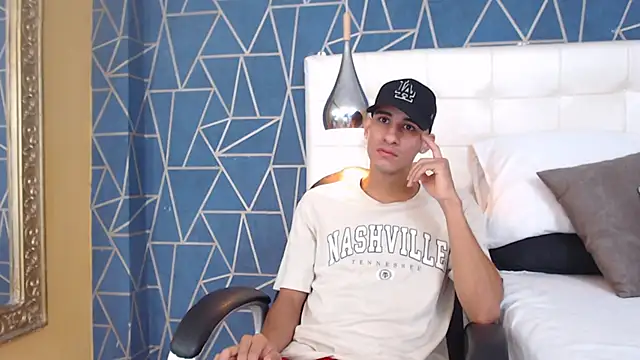 Snapshot of JakeMoxley chatting on February 18, 1:22 pm JakeMoxley online show from February 18, 1:22 pm