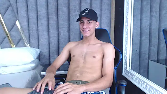 Snapshot of JakeMoxley chatting on March 21, 4:07 pm JakeMoxley online show from March 21, 4:07 pm