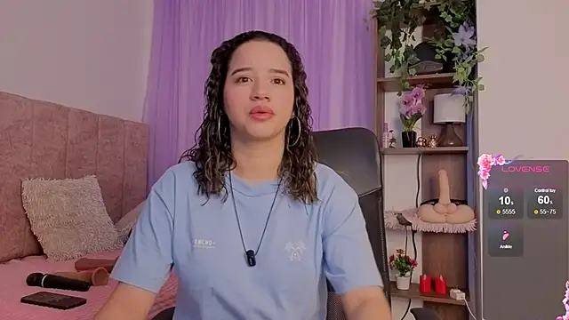 emilyrouxe online show from January 7, 2:19 pm