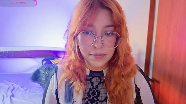  Moon Johnson online show from June 27, 5:29 pm