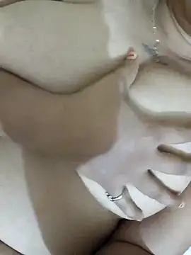 Snapshot of Neha8923 chatting on October 3, 5:15 am Neha8923 online show from October 3, 5:15 am