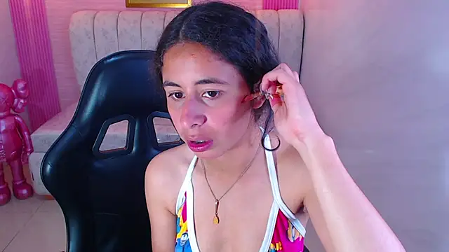 Snapshot of paris_sub1_ chatting on September 22, 12:51 pm paris sub1 online show from September 22, 12:51 pm