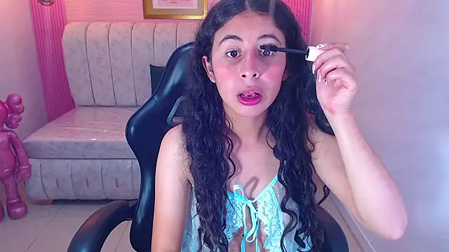 Snapshot of paris_sub1_ chatting on October 24, 12:45 pm paris sub1 online show from October 24, 12:45 pm