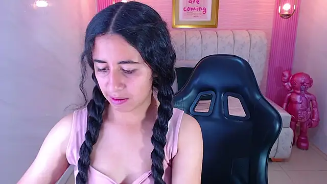 Snapshot of paris_sub1_ chatting on October 27, 12:53 pm paris sub1 online show from October 27, 12:53 pm