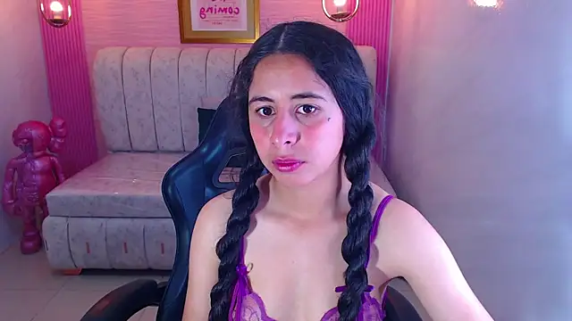 Snapshot of paris_sub1_ chatting on October 29, 1:02 pm paris sub1 online show from October 29, 1:02 pm