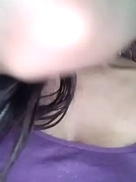 Snapshot of Aaliya_Love chatting on December 8, 7:47 am Aaliya Love online show from December 8, 7:47 am