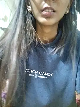 Snapshot of Aaliya_Love chatting on February 27, 2:00 pm Aaliya Love online show from February 27, 2:00 pm
