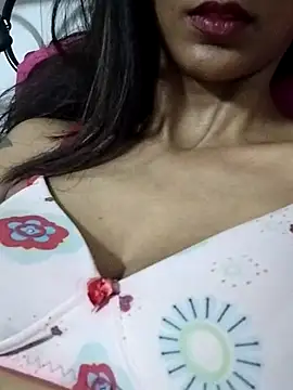 Snapshot of Aaliya_Love chatting on March 1, 7:08 am Aaliya Love online show from March 1, 7:08 am