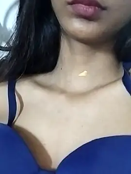 Snapshot of Aaliya_Love chatting on September 9, 7:52 am Aaliya Love online show from September 9, 7:52 am