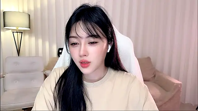 K-moumou online show from May 7, 4:01 pm