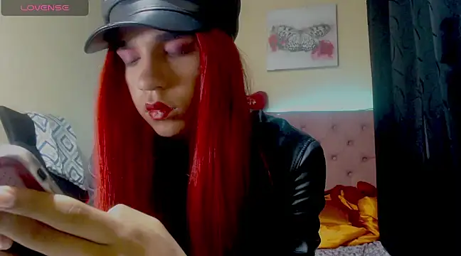 Angiee Ts online show from January 29, 1:28 pm
