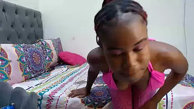 SEXY TOKYOxxx online show from December 5, 7:17 pm