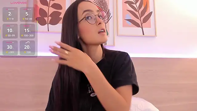 nataliiiiia online show from October 6, 12:24 pm