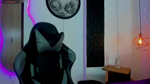 Snapshot of tatiana_sc chatting on October 3, 1:19 pm tatiana sc online show from October 3, 1:19 pm