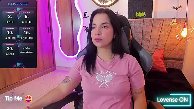 Snapshot of tatiana_sc chatting on October 18, 12:17 pm tatiana sc online show from October 18, 12:17 pm