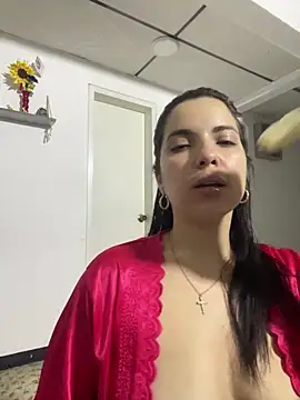 Snapshot of tatiana_sc chatting on February 13, 3:24 am tatiana sc online show from February 13, 3:24 am