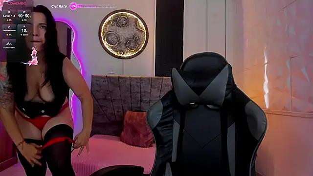 Snapshot of tatiana_sc chatting on February 14, 12:35 pm tatiana sc online show from February 14, 12:35 pm