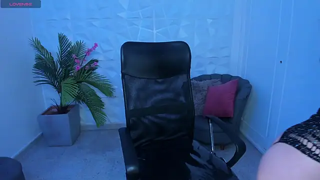 Danielacossio online show from March 22, 6:43 am