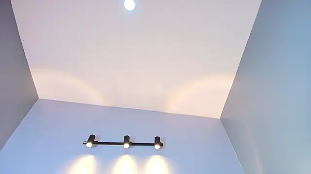 Snapshot of Annie9_ chatting on October 26, 3:34 am Annie9 online show from October 26, 3:34 am