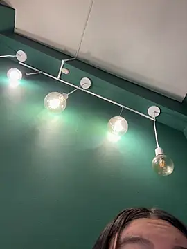 Snapshot of Annie9_ chatting on December 3, 3:36 am Annie9 online show from December 3, 3:36 am