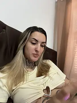 hotskinny1 online show from May 12, 12:57 pm