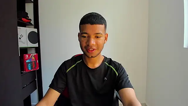 Snapshot of Camilo_Marin chatting on January 10, 3:27 pm Camilo Marin online show from January 10, 3:27 pm