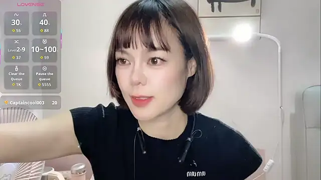 Linda-LL online show from October 19, 12:50 pm