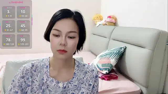 Linda-LL online show from May 10, 1:49 pm