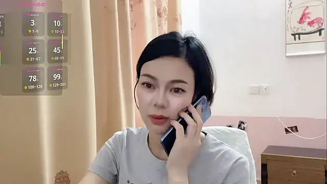 Snapshot of Linda-LL chatting on June 18, 11:03 am Linda-LL online show from June 18, 11:03 am