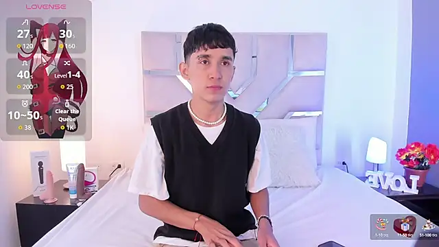 Thayler jones online show from September 19, 11:11 am