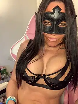 Snapshot of vicvictoriax chatting on March 3, 9:15 pm vicvictoriax online show from March 3, 9:15 pm