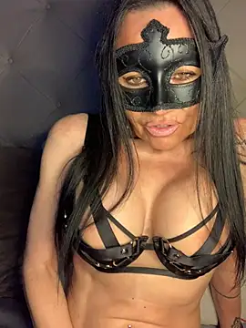 Snapshot of vicvictoriax chatting on March 4, 5:34 pm vicvictoriax online show from March 4, 5:34 pm