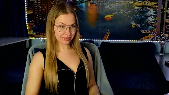 Snapshot of pusyavykusya chatting on February 16, 10:44 am pusyavykusya online show from February 16, 10:44 am