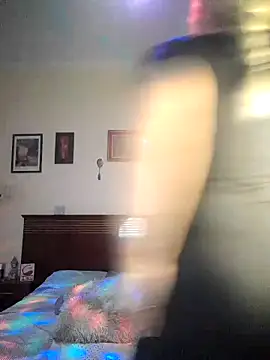 Snapshot of DesireSatler chatting on October 19, 3:40 am DesireSatler online show from October 19, 3:40 am