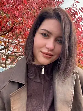 KikiWatson online show from October 23, 7:18 am