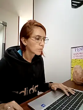 your red rose  online show from February 28, 4:20 pm