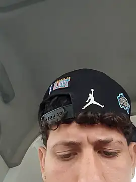 Snapshot of LatinBoysxxx chatting on November 6, 1:56 pm LatinBoysxxx online show from November 6, 1:56 pm