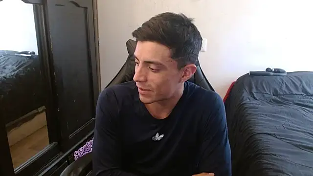 kv   xxx  online show from September 30, 8:03 pm