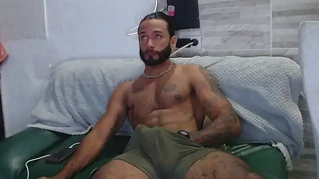 Snapshot of _jhon_connor_ chatting on February 18, 1:12 am jhon connor online show from February 18, 1:12 am