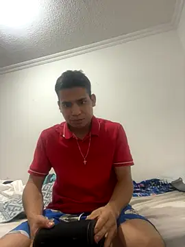 Snapshot of stiven-p23 chatting on October 20, 1:39 am stiven-p23 online show from October 20, 1:39 am