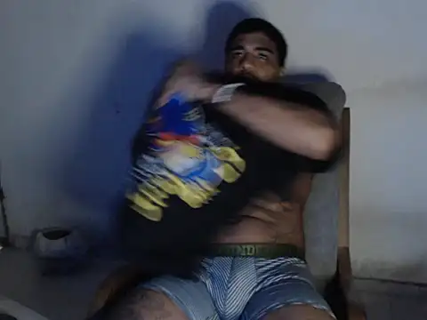 camiloacosta321 online show from November 5, 4:12 am