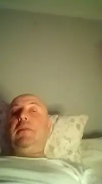 Snapshot of Necas197 chatting on December 3, 8:17 pm Necas197 online show from December 3, 8:17 pm