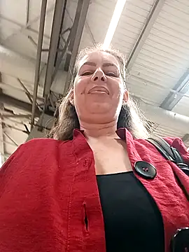 Snapshot of uber_babe chatting on April 1, 9:54 am uber babe online show from April 1, 9:54 am