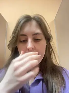Snapshot of Topvi_ chatting on January 19, 10:39 am Topvi online show from January 19, 10:39 am