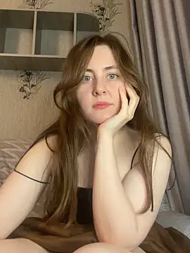 Snapshot of Topvi_ chatting on February 13, 3:56 pm Topvi online show from February 13, 3:56 pm